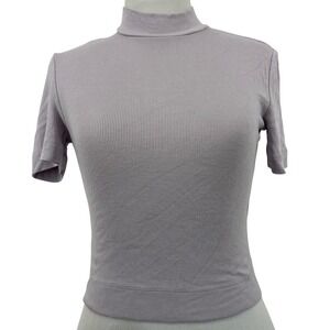 Babaton Aritzia Size XS Womens Mock Neck Ribbed Short Sleeve Top Lavender Purple